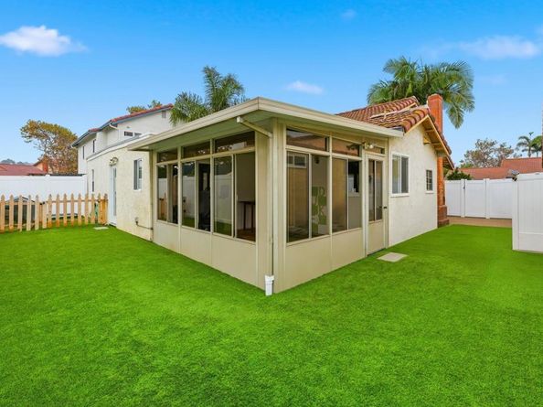 270 Chestnut Way, Oceanside CA 92057