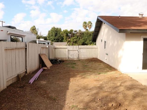 3032 Laurashawn Lane, Escondido CA 92026