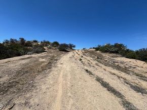 2563 Woodland Heights Glen, Escondido CA 92026