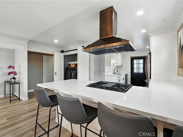 6325 6th Avenue, Los Angeles CA 90043