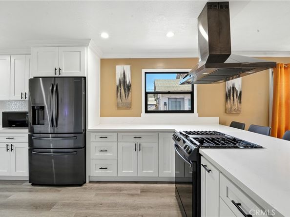 6325 6th Avenue, Los Angeles CA 90043