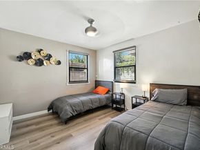 6325 6th Avenue, Los Angeles CA 90043