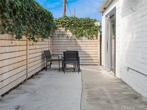 6325 6th Avenue, Los Angeles CA 90043