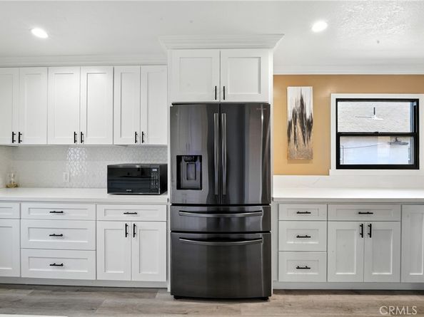 6325 6th Avenue, Los Angeles CA 90043