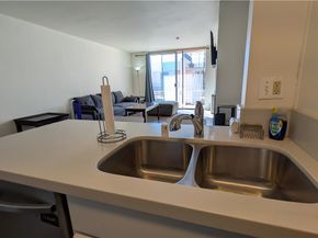 421 S La Fayette Park 720, Los Angeles CA 90057