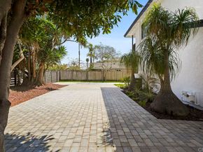 2537 Davis Avenue, Carlsbad CA 92008