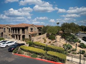 14530 Camino De La Luna 2, San Diego CA 92127