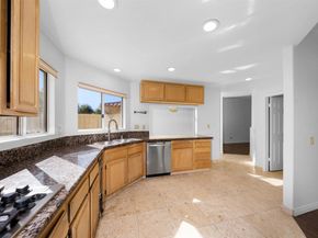 1465 Caminito Solidago, La Jolla CA 92037