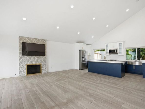 1668 Spanish Oak Pl, El Cajon CA 92019