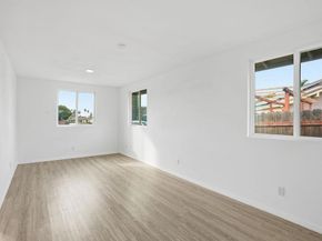 1668 Spanish Oak Pl, El Cajon CA 92019