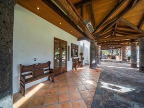 647 Crest Drive, El Cajon CA 92019