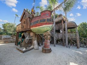 647 Crest Drive, El Cajon CA 92019