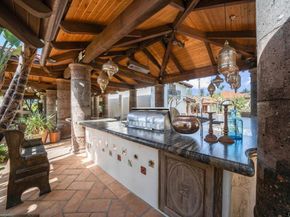 647 Crest Drive, El Cajon CA 92019