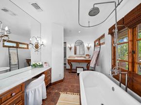 647 Crest Drive, El Cajon CA 92019