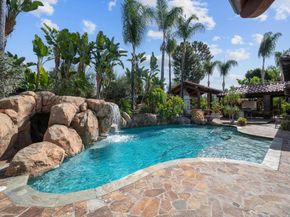 647 Crest Drive, El Cajon CA 92019