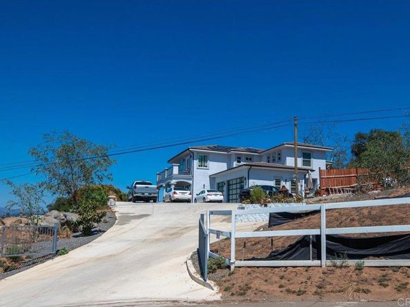 1830 Vista way, El Cajon CA 92019