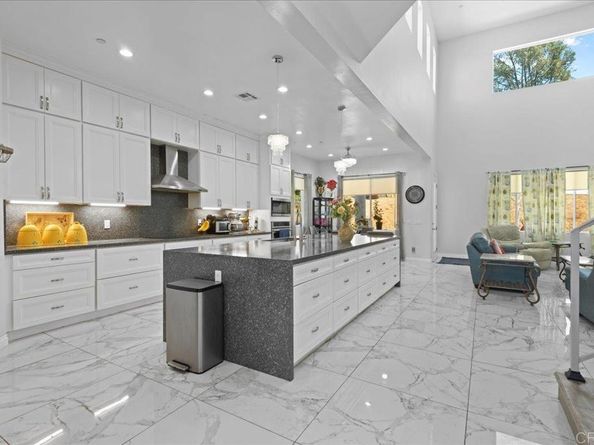 1830 Vista way, El Cajon CA 92019