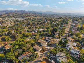 8735 Almond Road, Lakeside CA 92040