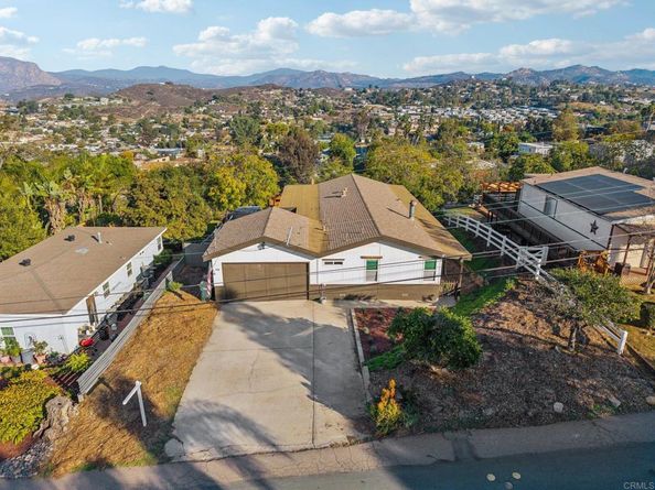 8735 Almond Road, Lakeside CA 92040