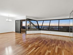 230 W Laurel Street 502, San Diego CA 92101