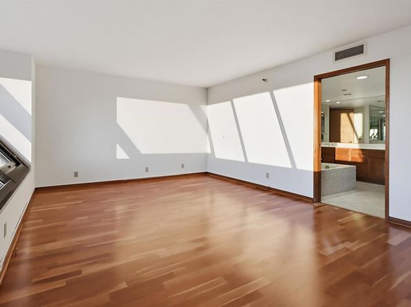 230 W Laurel Street 502, San Diego CA 92101