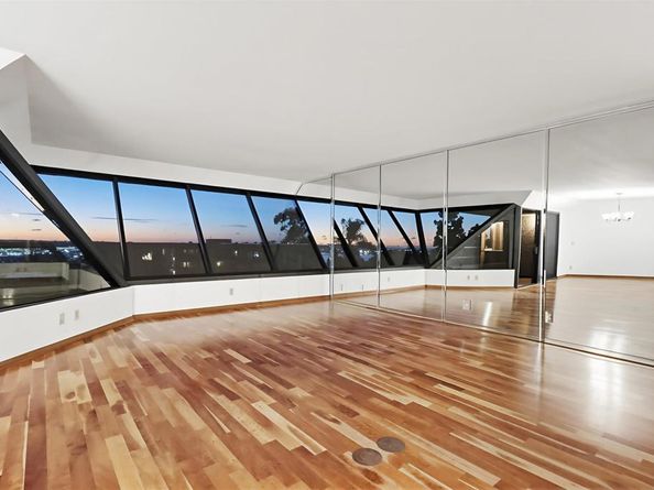 230 W Laurel Street 502, San Diego CA 92101