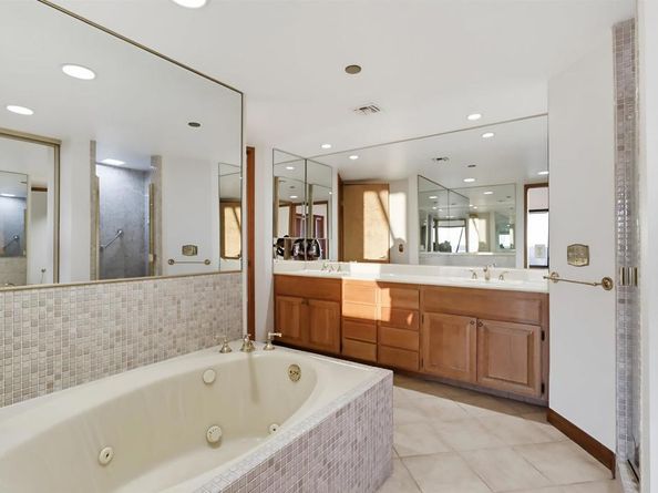 230 W Laurel Street 502, San Diego CA 92101