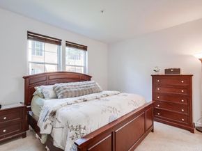 18650 Caminito Cantilena 283, San Diego CA 92128