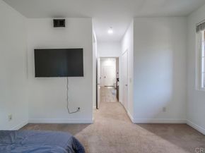 18650 Caminito Cantilena 283, San Diego CA 92128