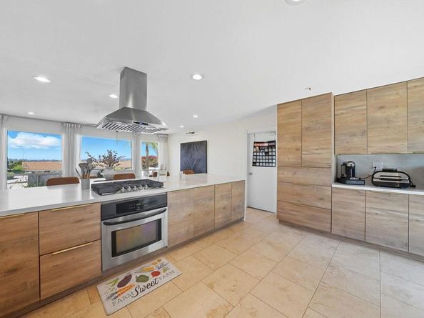 305 Camino Del Cerro Grande, Bonita CA 91902