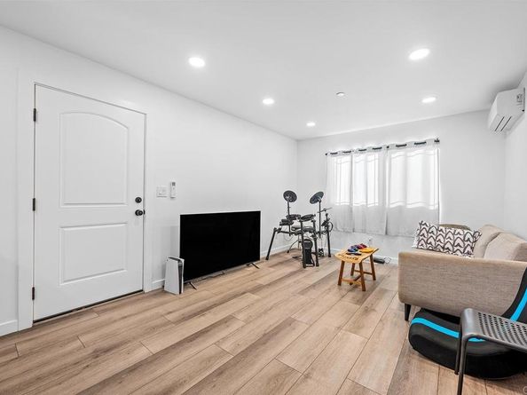 1990 Harrison Avenue, San Diego CA 92113