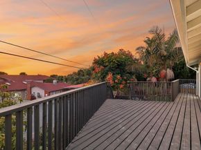 2030 Chestnut Avenue, Carlsbad CA 92008