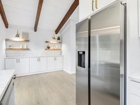 2030 Chestnut Avenue, Carlsbad CA 92008