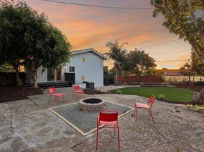 2030 Chestnut Avenue, Carlsbad CA 92008