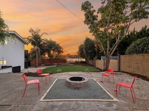 2030 Chestnut Avenue, Carlsbad CA 92008