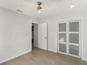 2030 Chestnut Avenue, Carlsbad CA 92008