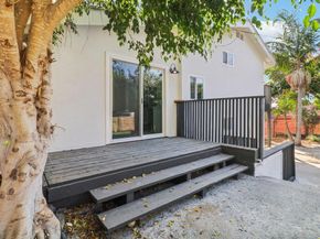 2030 Chestnut Avenue, Carlsbad CA 92008