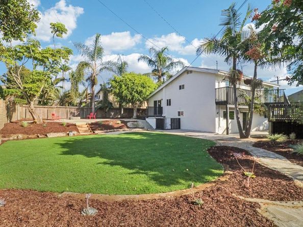 2030 Chestnut Avenue, Carlsbad CA 92008