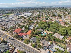 2030 Chestnut Avenue, Carlsbad CA 92008
