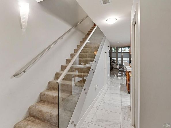 825 W Beech Street 102, San Diego CA 92101
