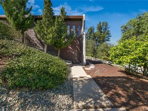 780 Singing Vista, El Cajon CA 92019