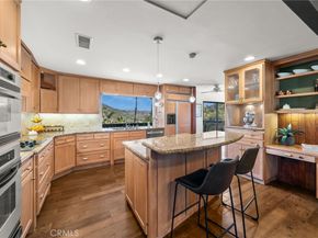 780 Singing Vista, El Cajon CA 92019