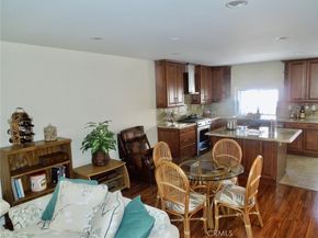 21931 Burbank 23, Woodland Hills CA 91367