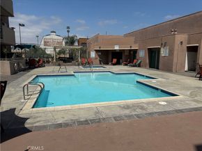 450 E 4th Street 207, Santa Ana CA 92701