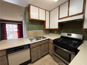 450 E 4th Street 207, Santa Ana CA 92701