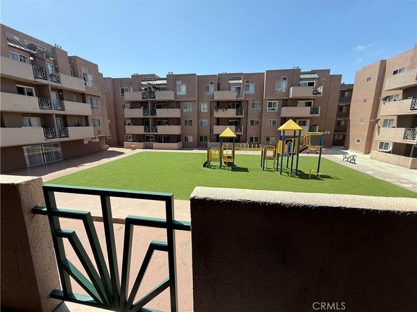 450 E 4th Street 207, Santa Ana CA 92701