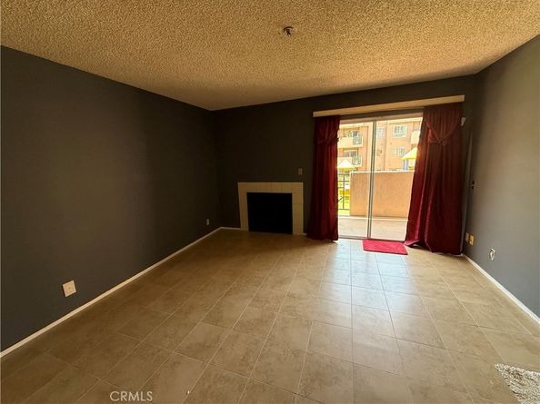 450 E 4th Street 207, Santa Ana CA 92701