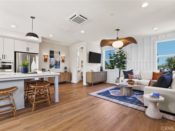 19071 Main Street 105, Huntington Beach CA 92648