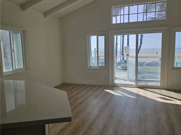 5331 E Ocean Boulevard, Long Beach CA 90803
