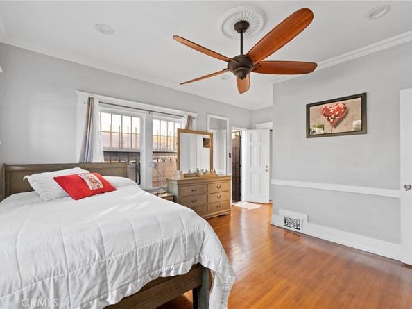 888 Linden, Long Beach CA 90813